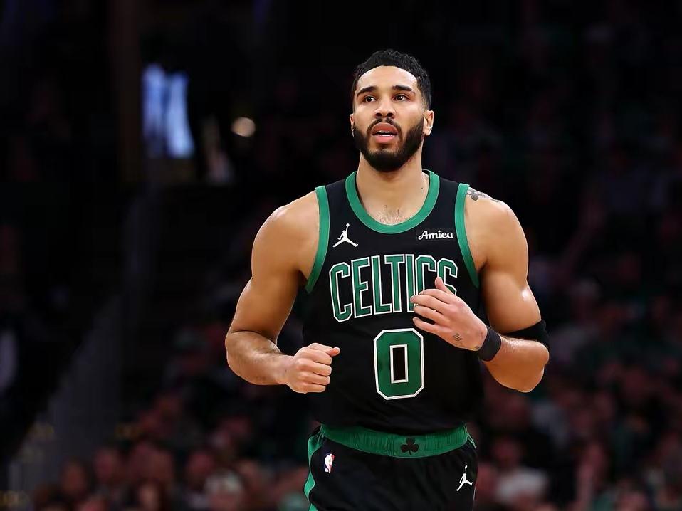 关于篮网前途光明！，塔图姆新星重要助攻表现突出赢得满堂喝彩的信息