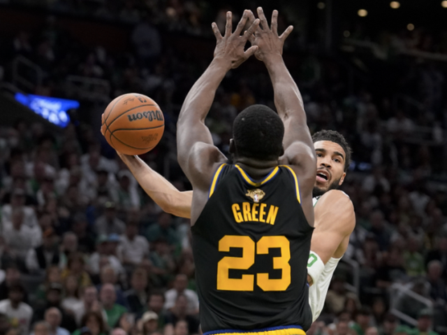 爱游戏数字体验-费城76人迎国王杯关键赛，清晨完成体检，更衣室稳定，临场指挥获称赞的简单介绍